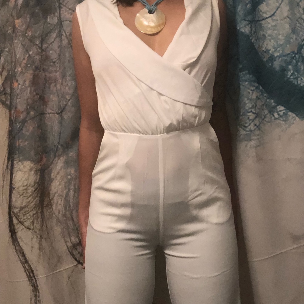 White jumper